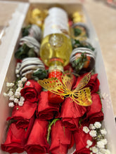 Load image into Gallery viewer, Valentine’s Day Gift Box 12 Roses,
